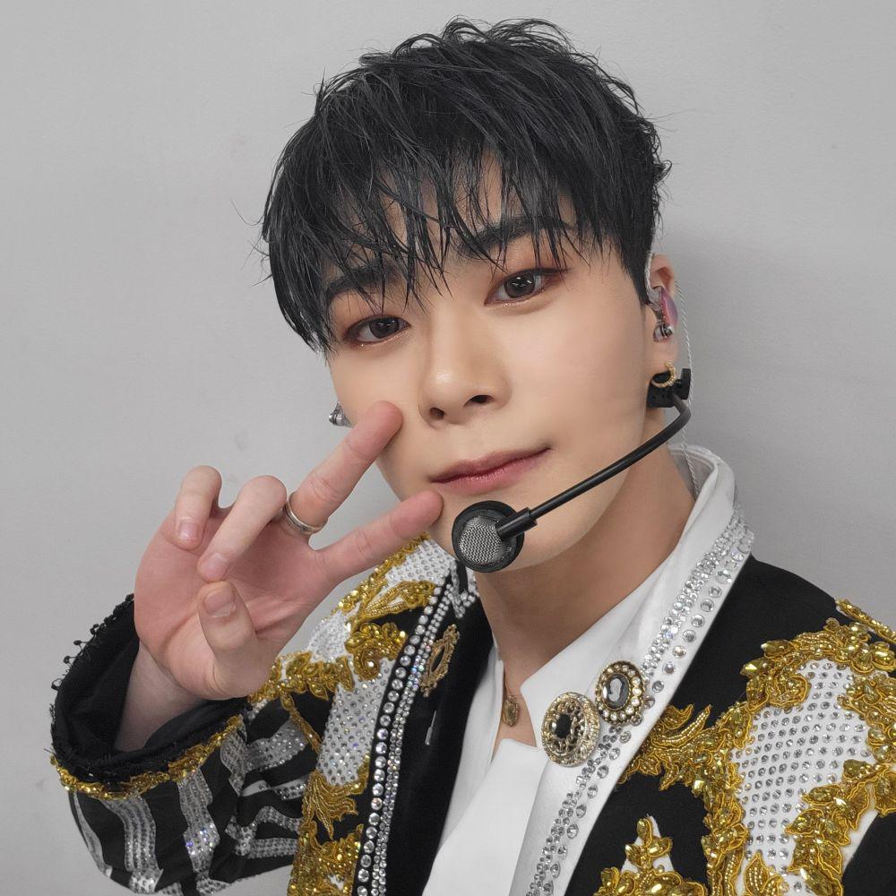 Moonbin ASTRO (twitter.com/offclASTRO)