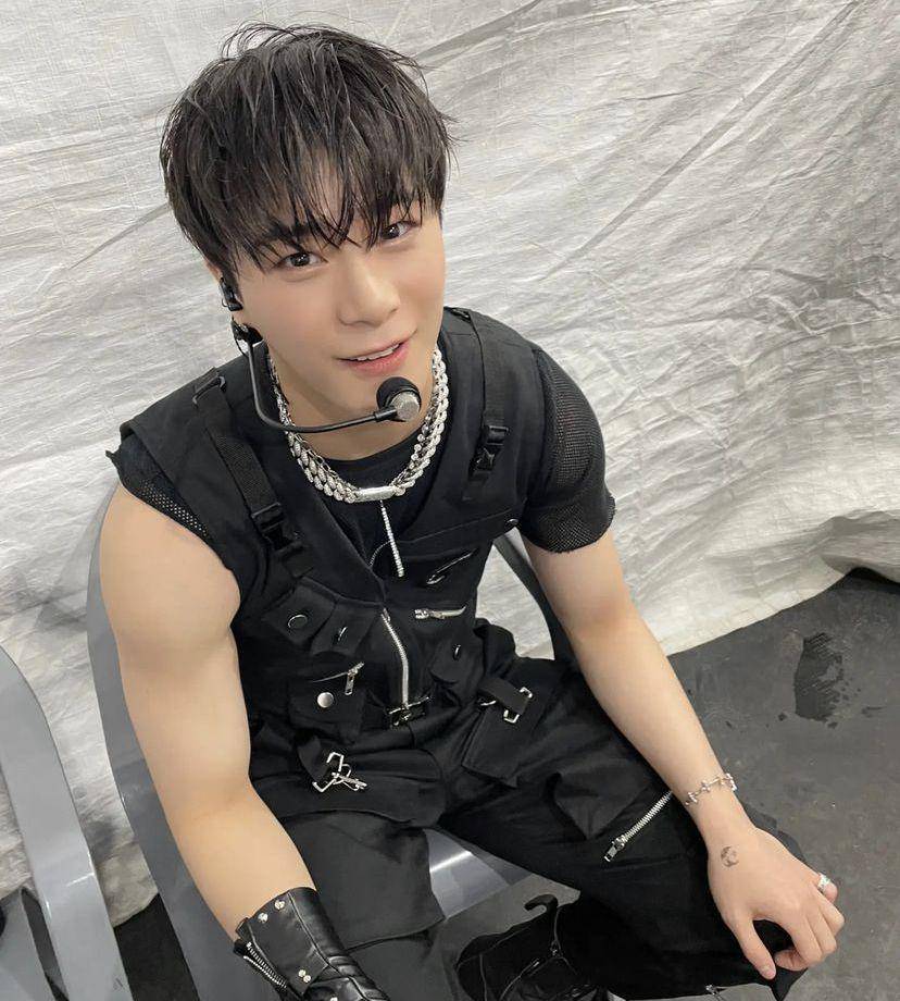 potret Moonbin ASTRO (instagram.com/moon_ko_ng)