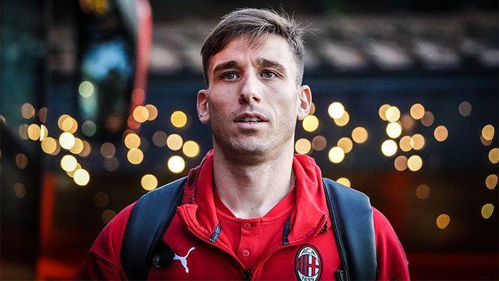 Lucas Biglia (acmilan.com)