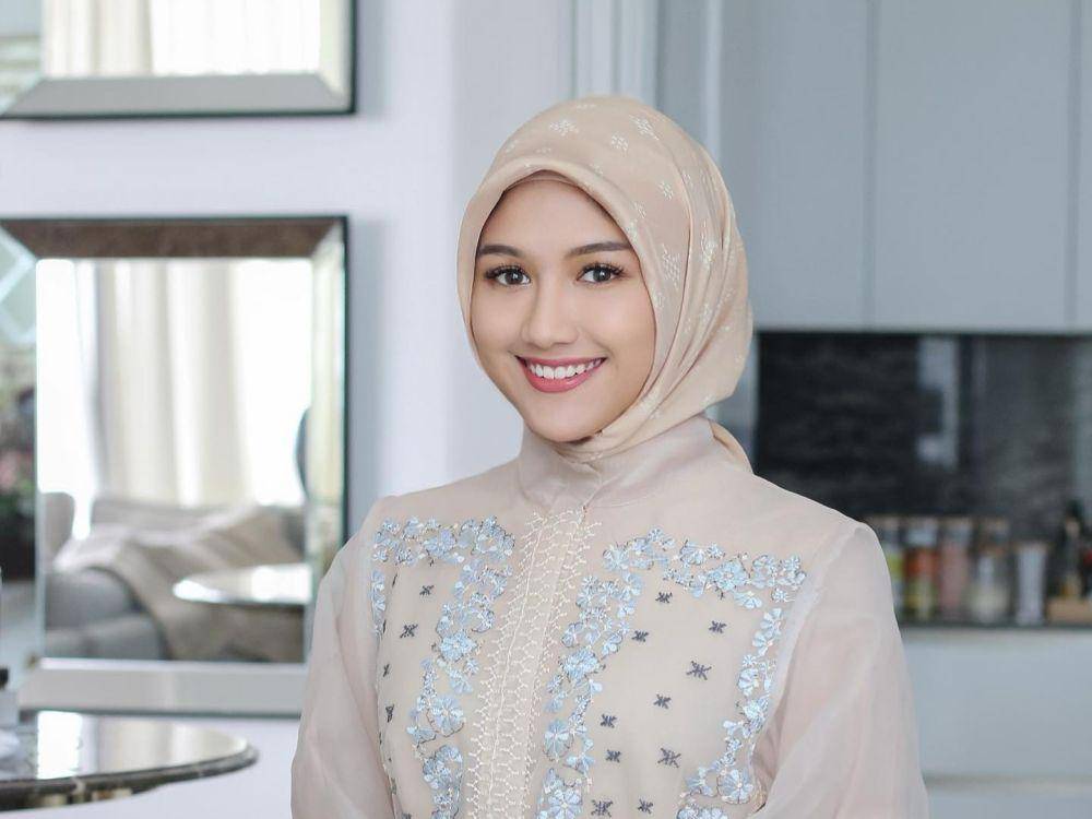 9 Momen Erina Gudono Bukber Bareng Anak Yatim, Berbagi Kebahagiaan