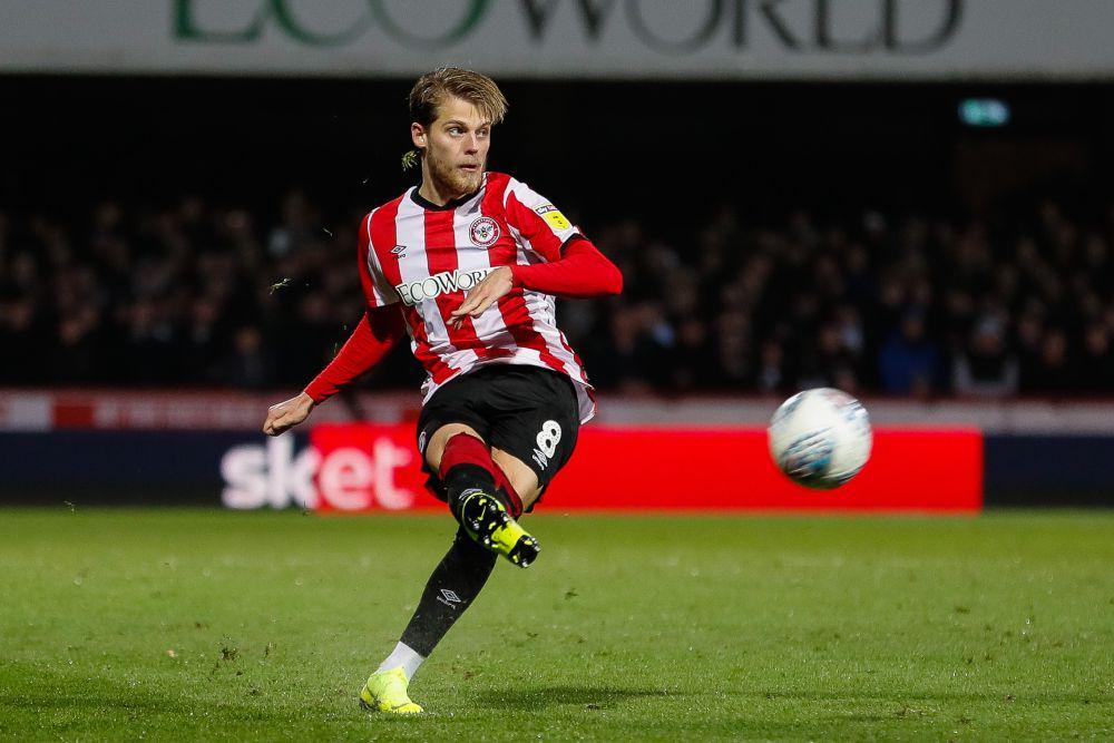 potret Mathias Jensen (twitter.com/BrentfordFC)