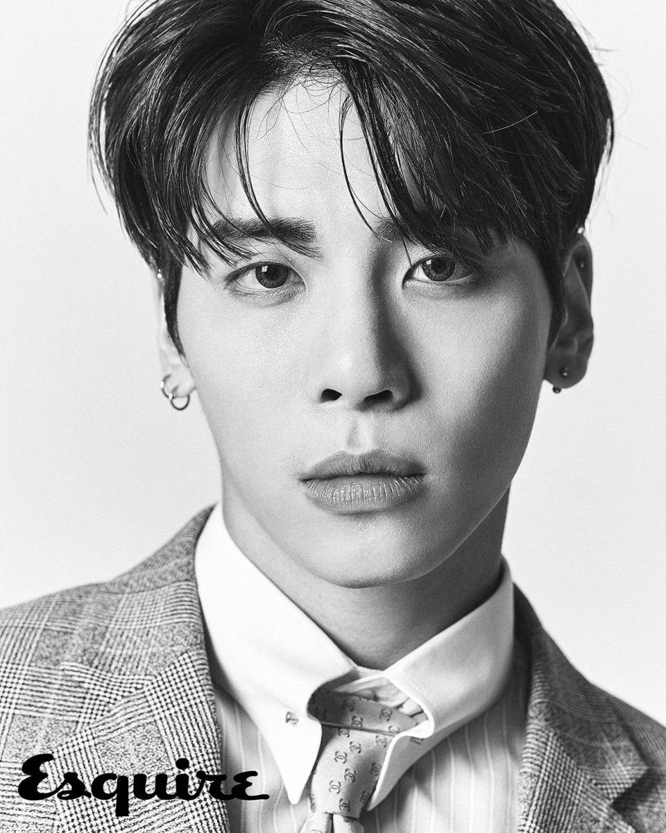 Jong Hyun SHINee (dok. Esquire Korea)