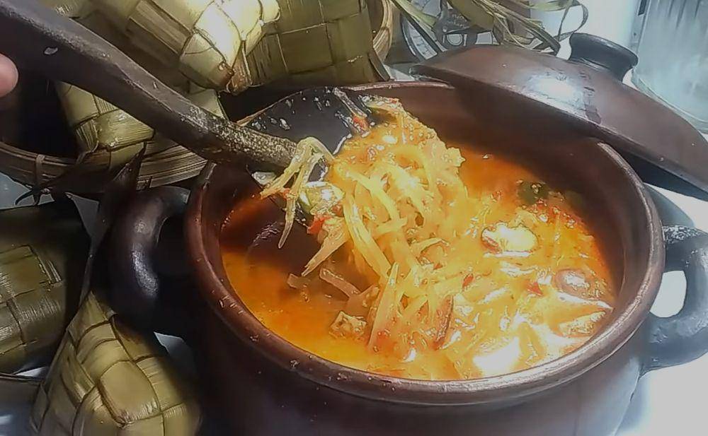 sajian sayur pepaya muda (YouTube.com/mbok midut)