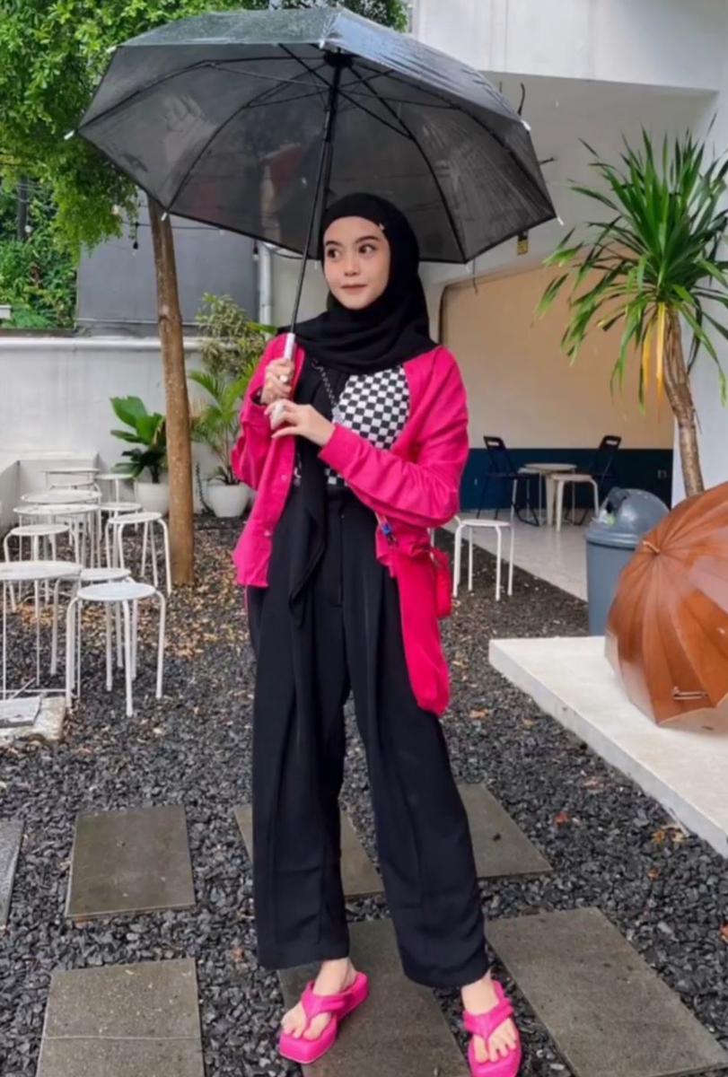 Refina Habilia M. (instagram.com/refinahm)