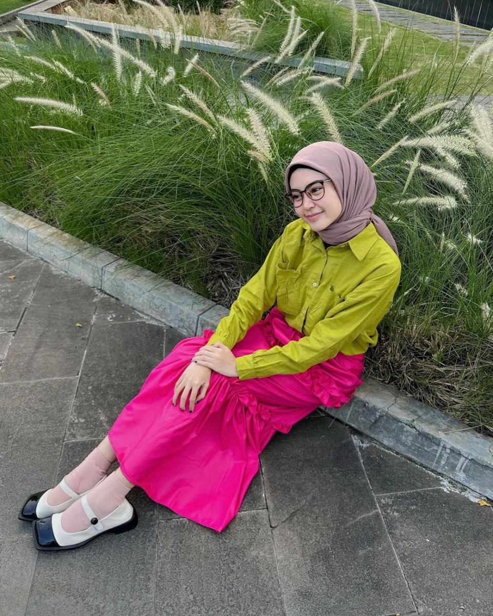 Refina Habilia M. (instagram.com/refinahm)