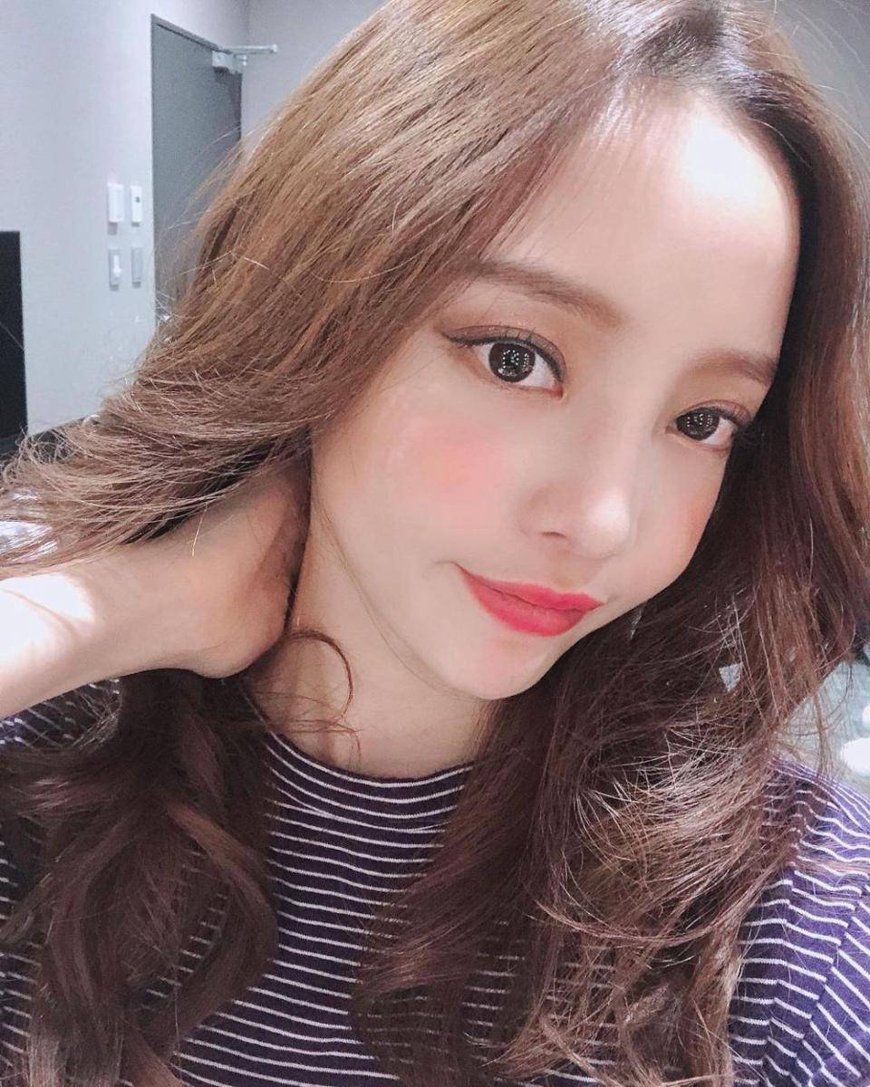 Goo Ha Ra (instagram.com/koohara_)