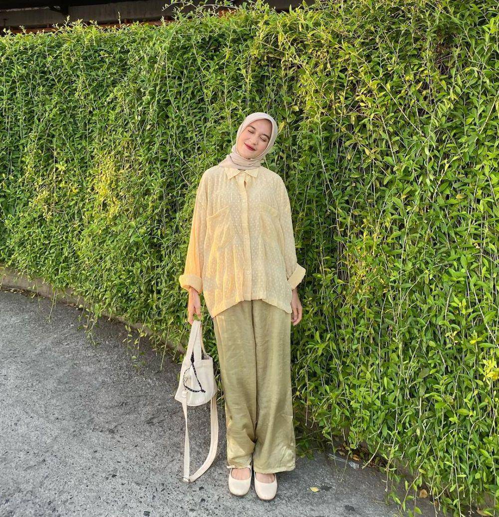 potret outfit ala Cut Indah Sundari (http://instagram.com/cutindahsundari)