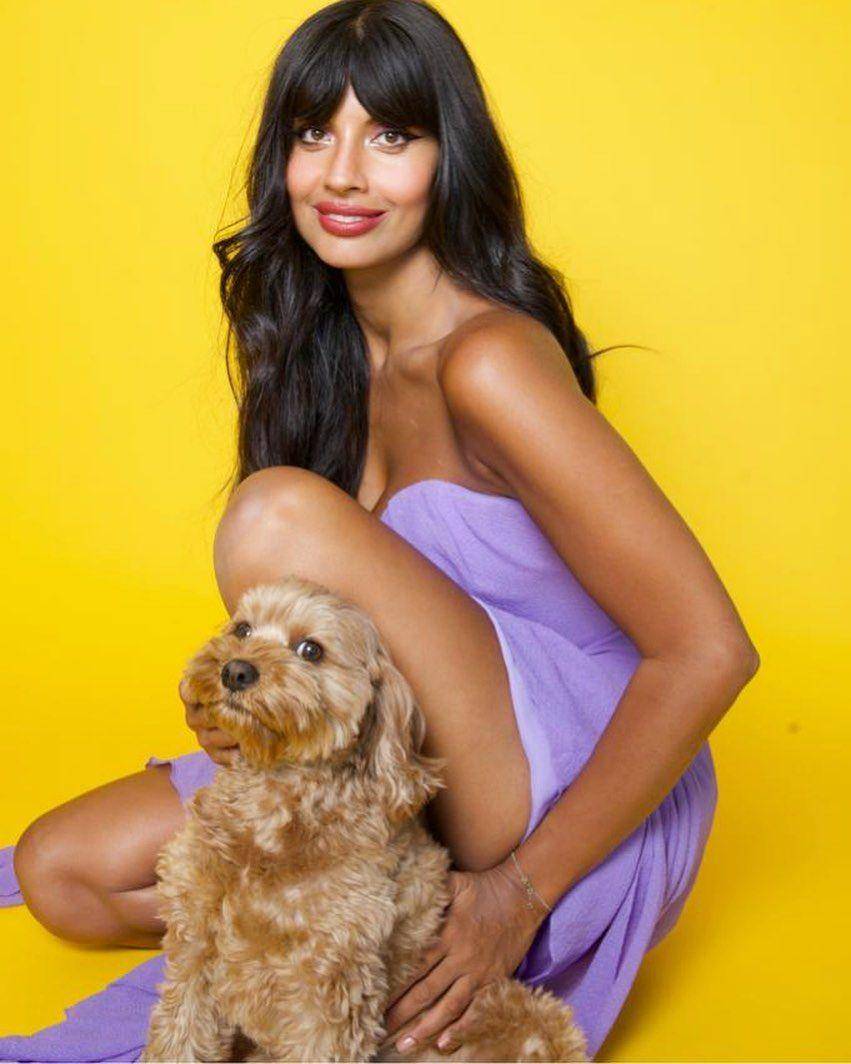 Jameela Jamil (instagram.com/jameelajamil)