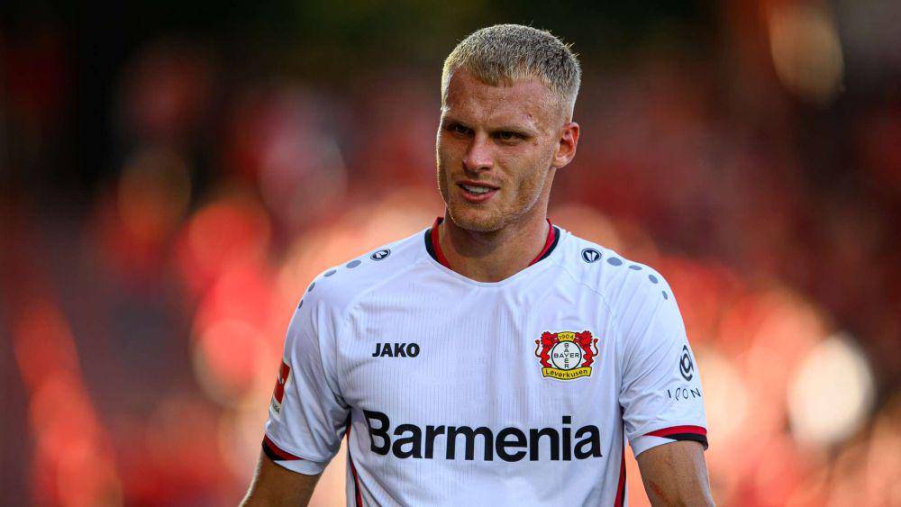Mitcell Bakker (bayer04.de)
