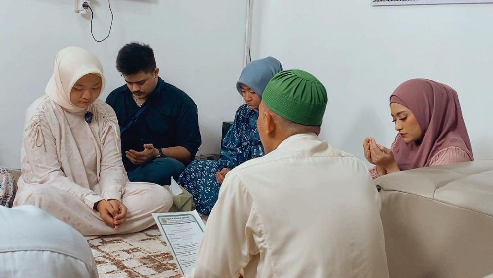 Baru Memeluk Islam, 5 Artis yang Pertama Kali Rayakan Lebaran di 2023