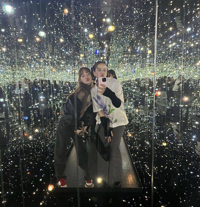 Lisa BP dan Rosalia (instagram.com/rosaliavt)
