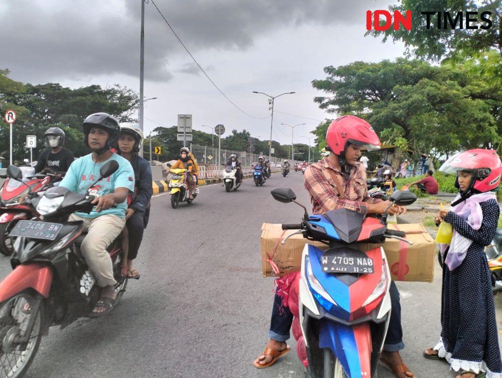 Suramadu Ramai, Warga Madura Pilih Mudik H-1 Lebaran