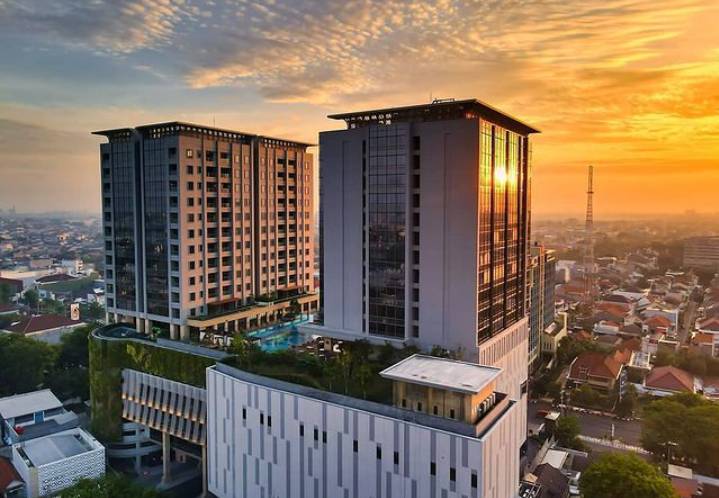 potret gedung Tentrem Mall dari luar (instagram.com/lingkarsemarang)