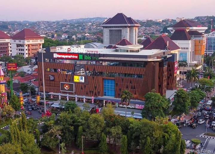 potret bangunan Simpang Lima Plaza (instagram.com/semarangprojects)