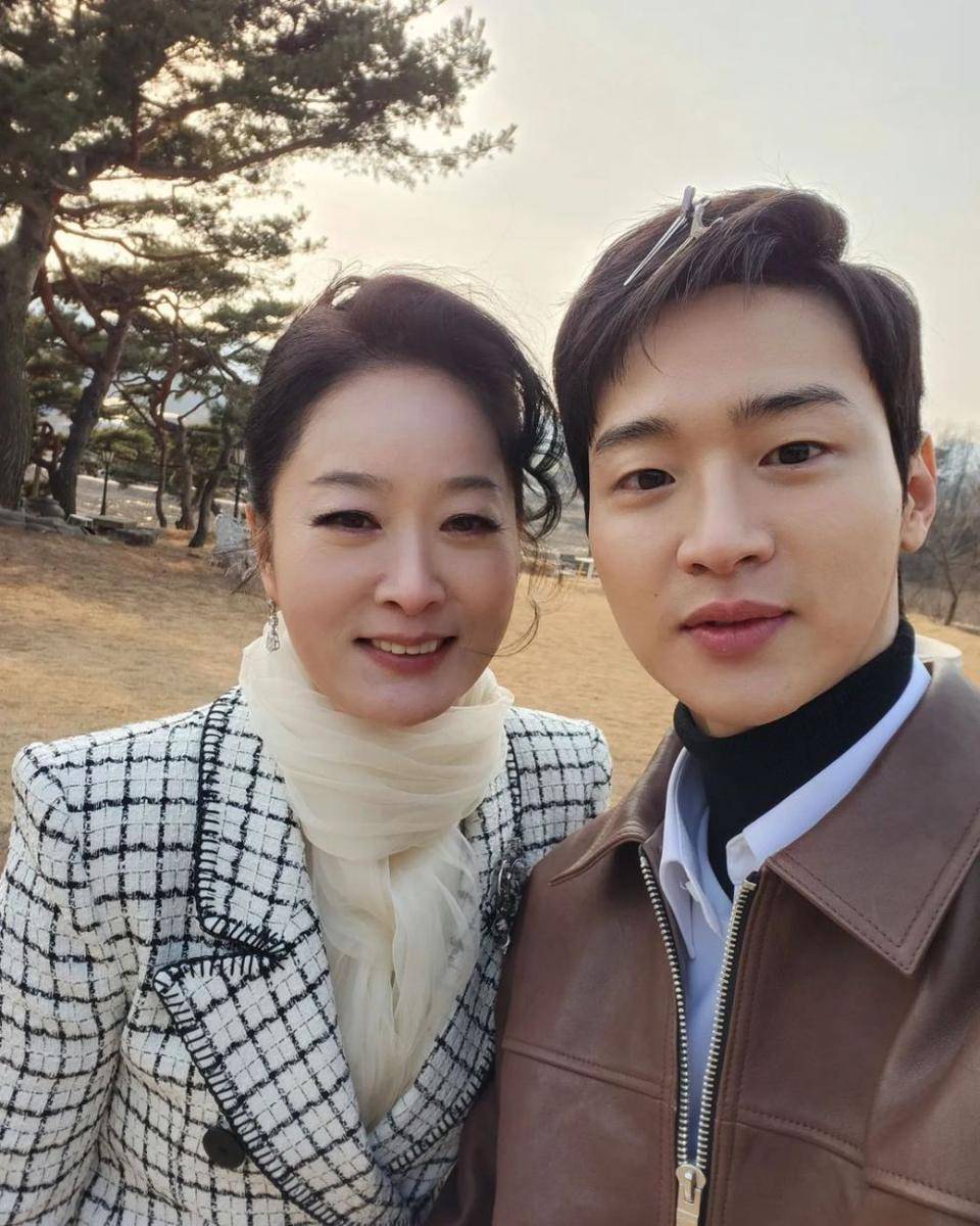 Jang Da Kyung dan Jang Dong Yoon (instagram.com/jujoungjang)