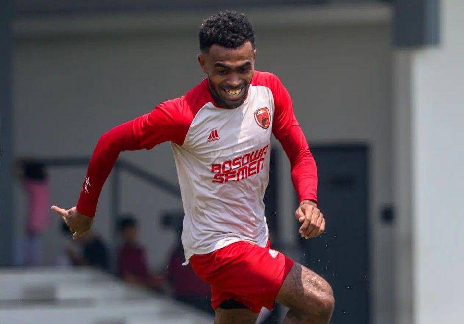 Yakob Sayuri (instagram.com/psm_makassar)
