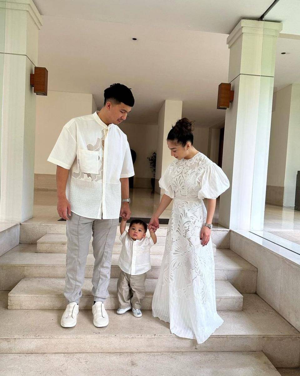 Busana lebaran Keluarga Nikita Willy(instagram/nikitawillyofficial94)