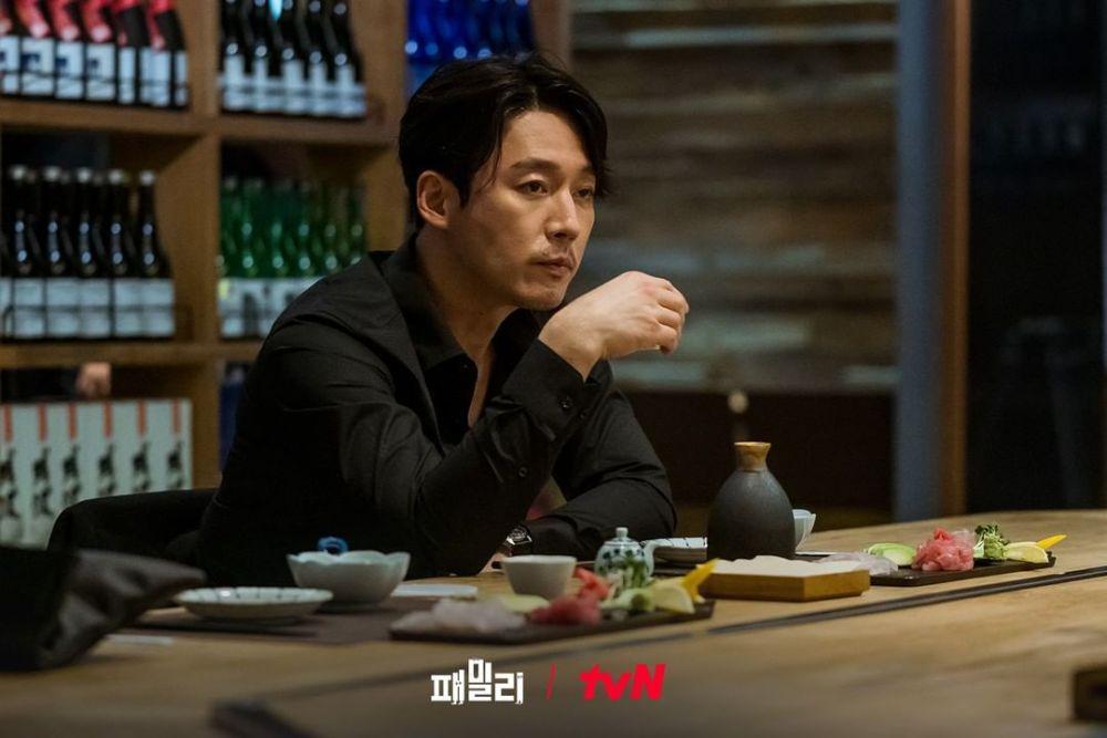 still cuts drama Family: The Unbreakable Bond (instagram.com/tvn_drama)