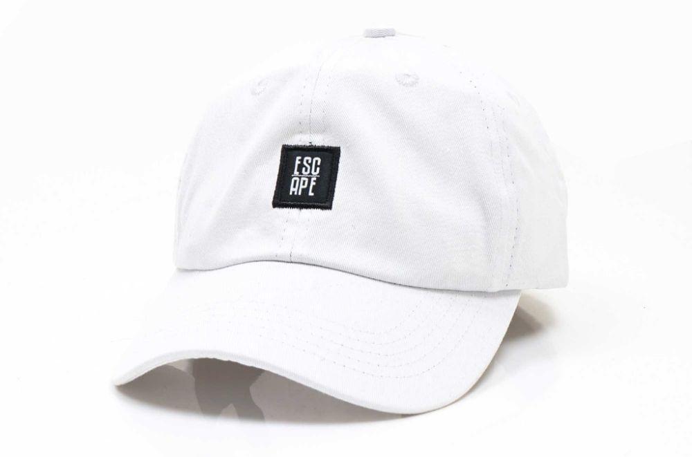5 Polo Cap Putih dari Brand Lokal di Bawah Rp200 Ribu, Beri Kesan Cool