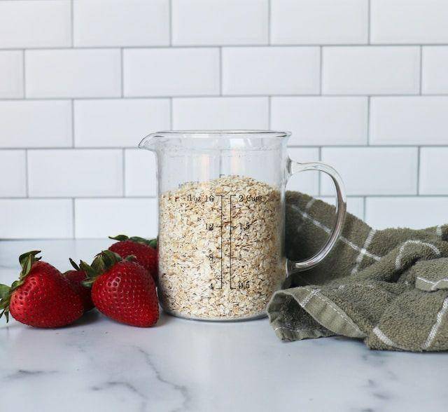ilustrasi oatmeal (unsplash.com/No Revisions)