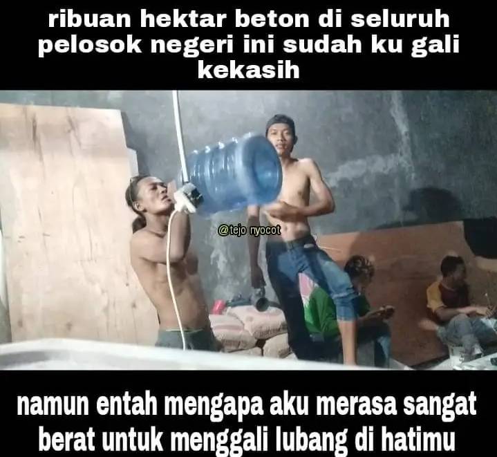 meme lucu kuli bangunan (facebook.com/CaraPedia)