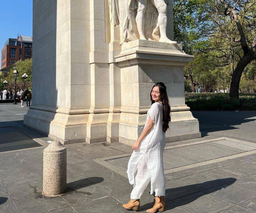 momen Lebaran Beby Tsabina di New York (instagram.com/bebytsabina)