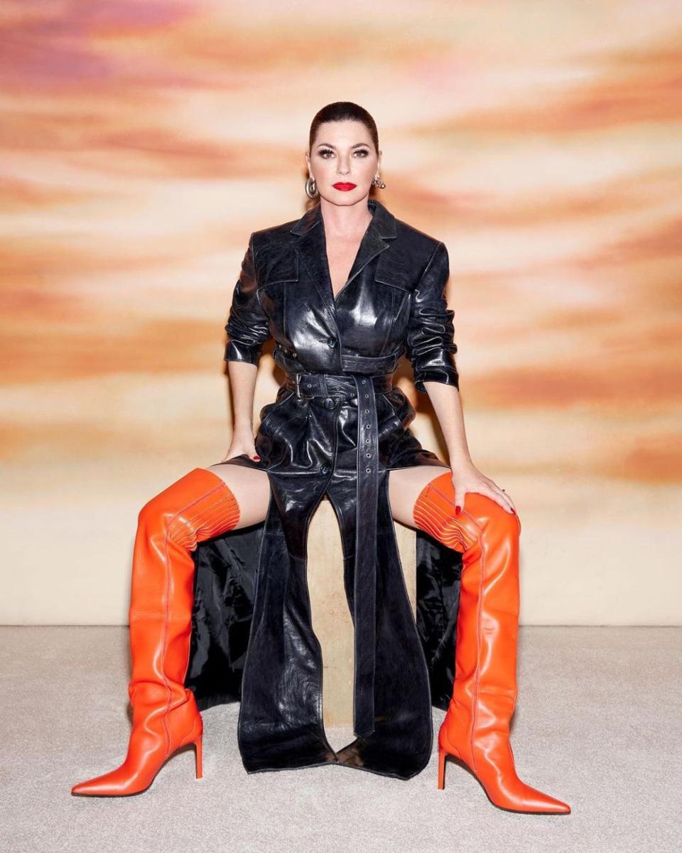 Shania Twain (instagram.com/shaniatwain)