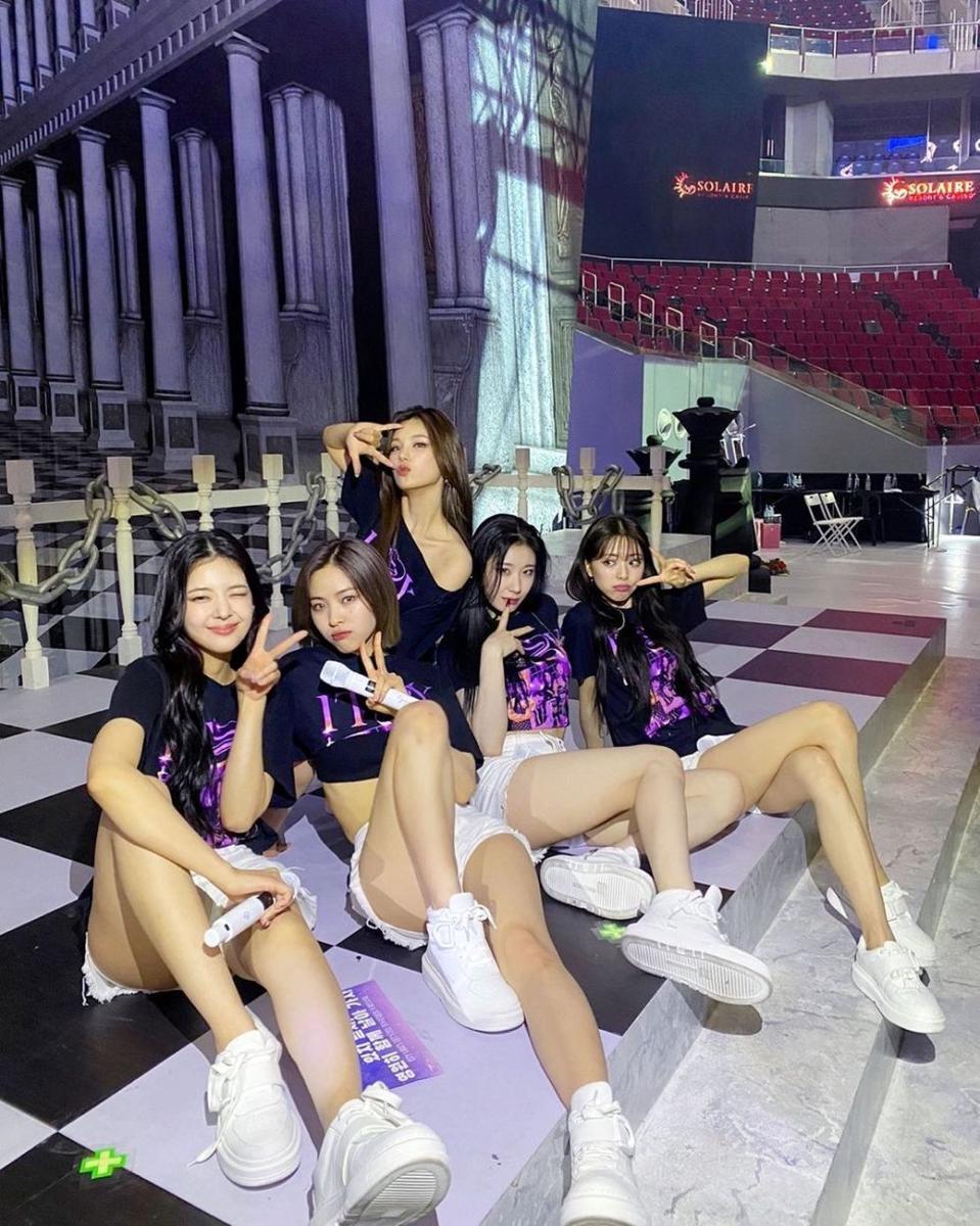 ITZY (instagram.com/itzy.all.in.us)