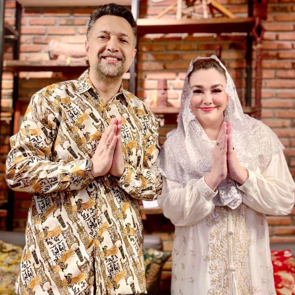 potret Nia Zulkarnaen dan suami (instagram.com/alenia259)