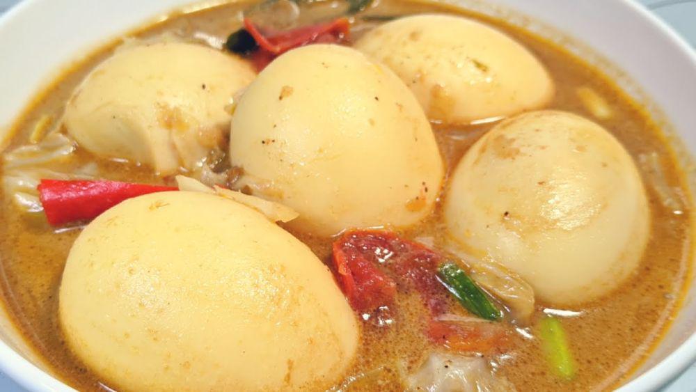 tongseng telur (YouTube.com/boxresep channel)