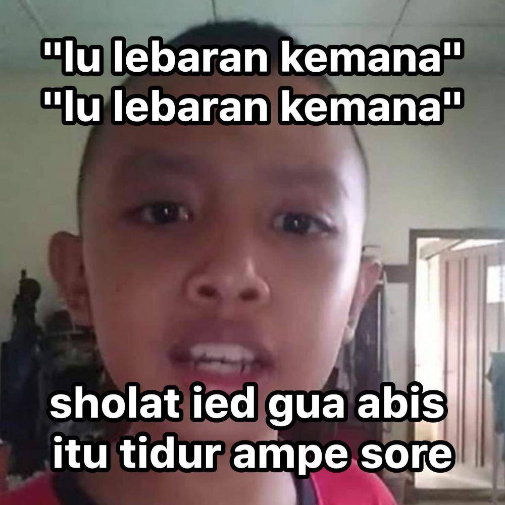 meme Lebaran gak ke mana-mana (twitter.com/mukaikhlas)
