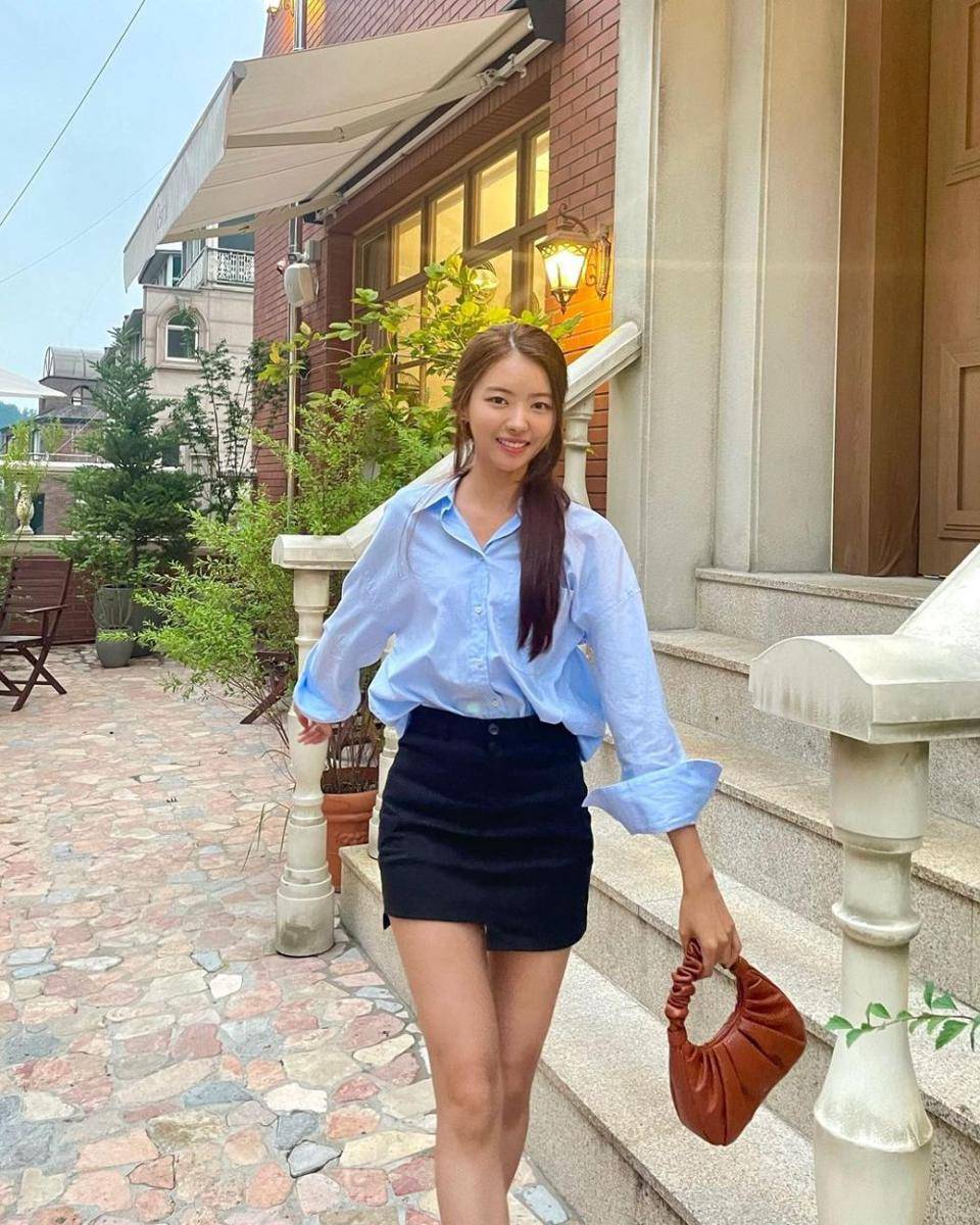 Lim Nayoung (instagram.com/nayoung_lim)