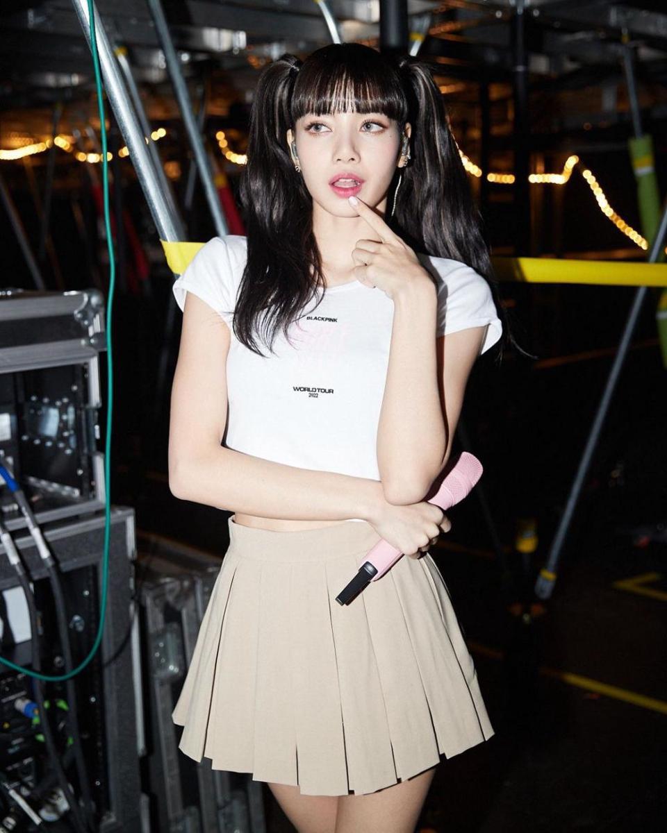 Lisa BLACKPINK (instagram.com/lalalalisa_m)
