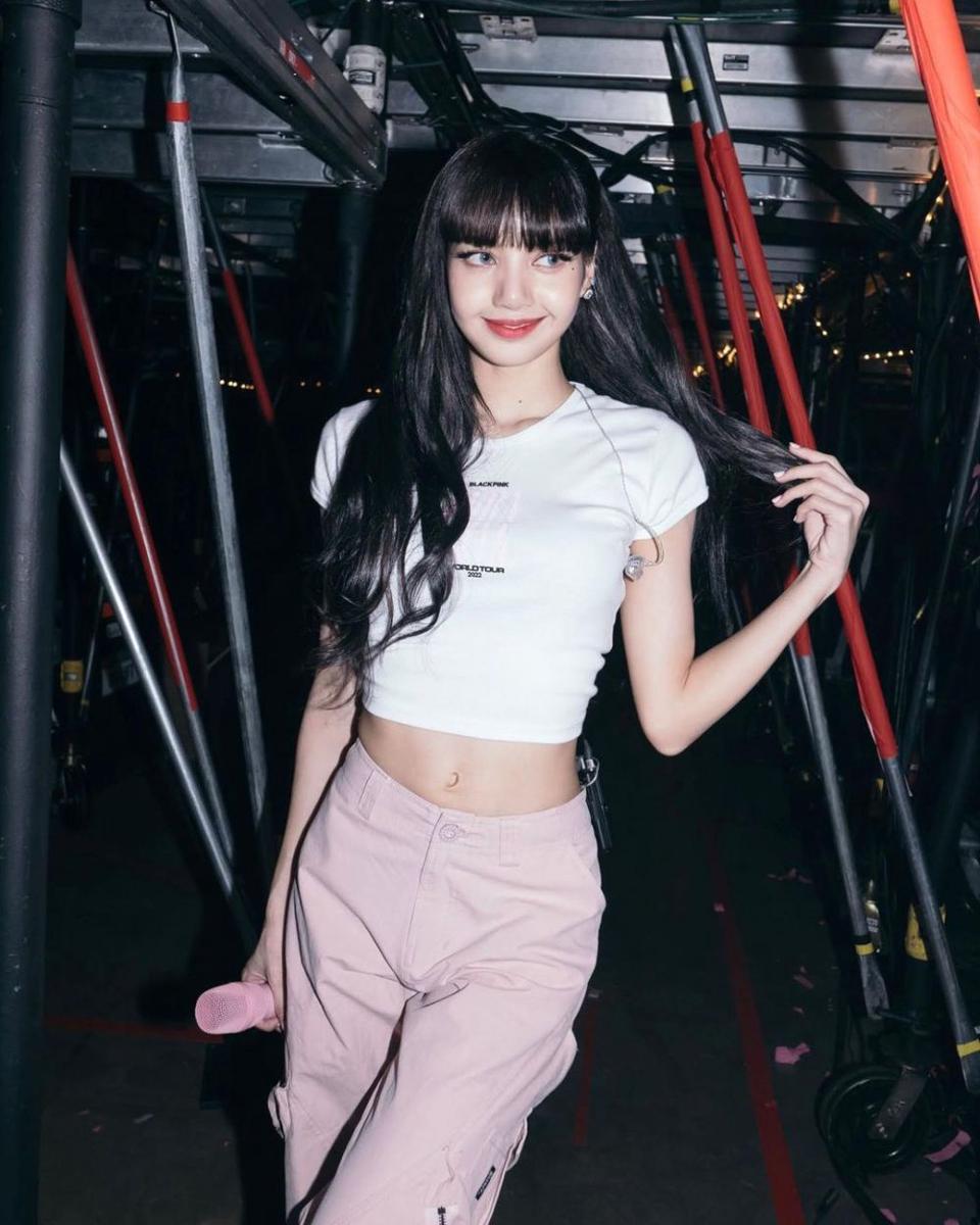 Lisa BLACKPINK (instagram.com/lalalalisa_m)