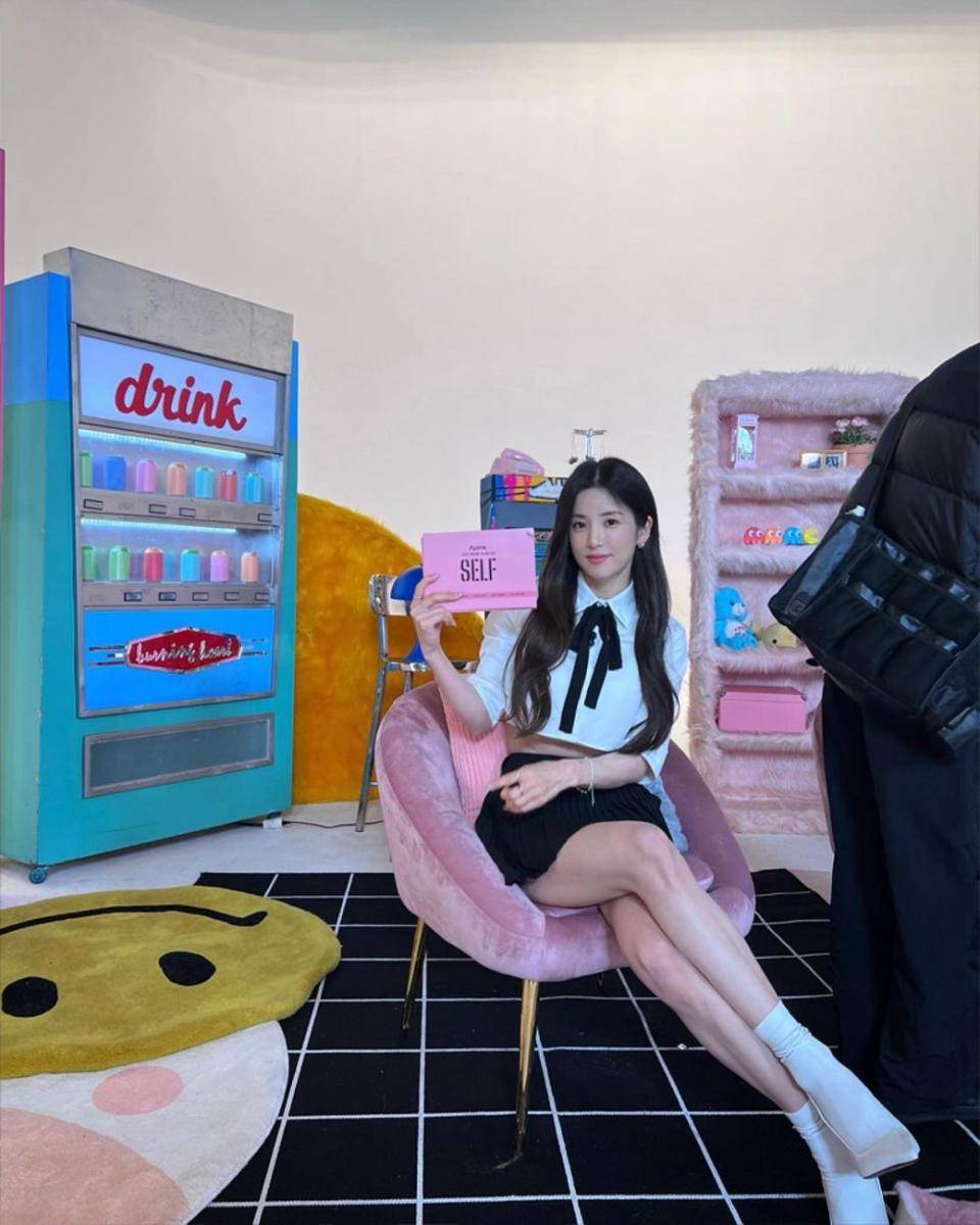 Chorong Apink (instagram.com/mulgokizary)