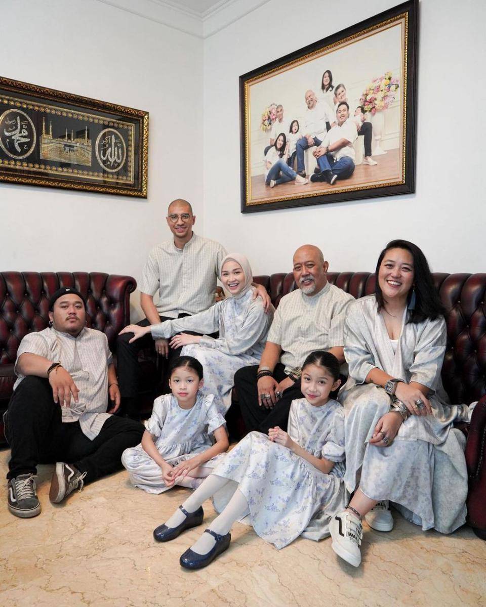 potret Indro Warkop rayakan Lebaran 2023 (instagram.com/indrowarkop_asli)