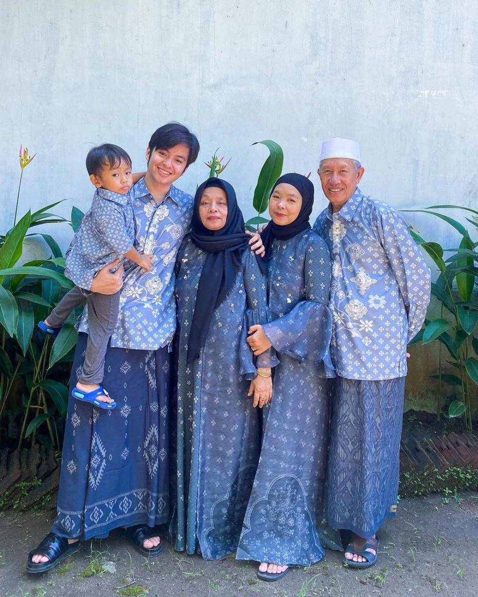 Angga Yunanda (instagram.com/angga)