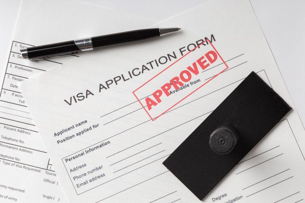 ilustrasi visa approved (freepik.com/freepik)
