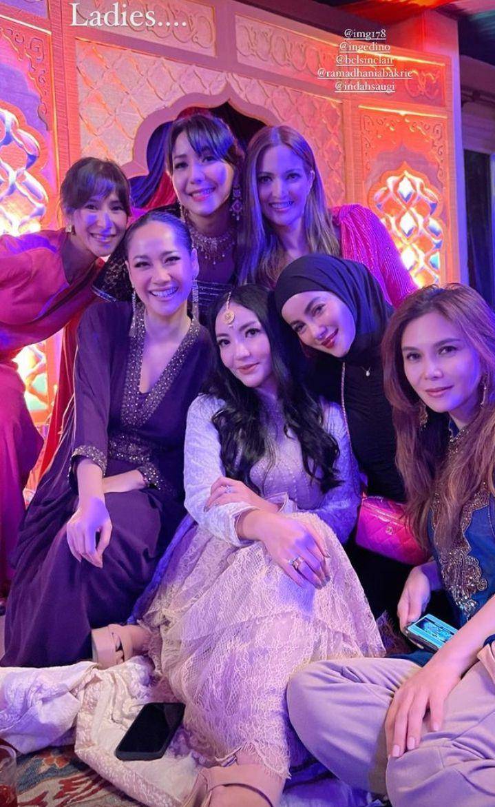 potret ultah Nia Ramadhani dan Ardi Bakrie (instagram.com/ollaramlan)