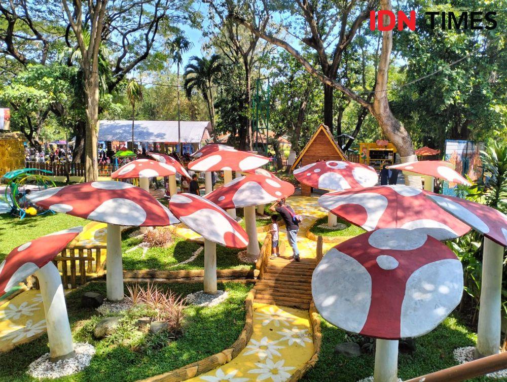 Wahana rumah jamur di KBS. (IDN Times/Khusnul Hasana).