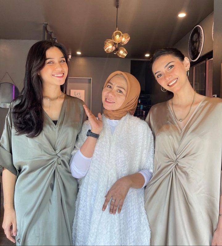 Lebaran keluarga Anang (Instagram.com/ananghijau)