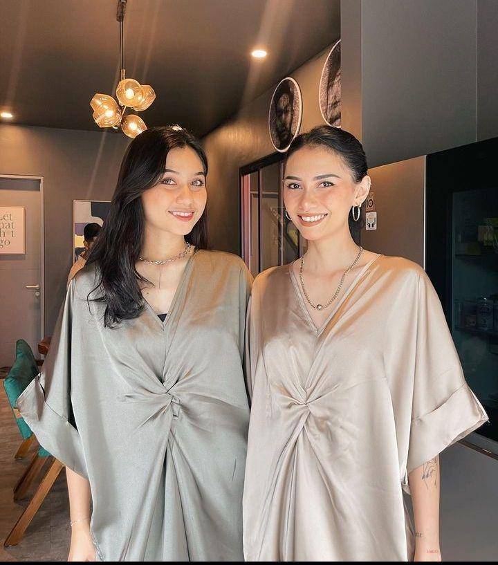 Lebaran keluarga Onad (Instagram.com/bebyleonardo)