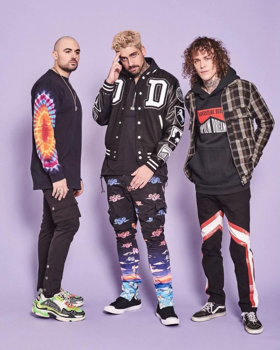 Cheat Codes (instagram.com/cheatcodes)