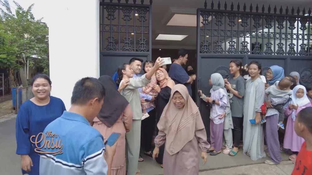 Ruben Onsu lebaran ke rumah Igun (YouTube.com/The Onsu Family)