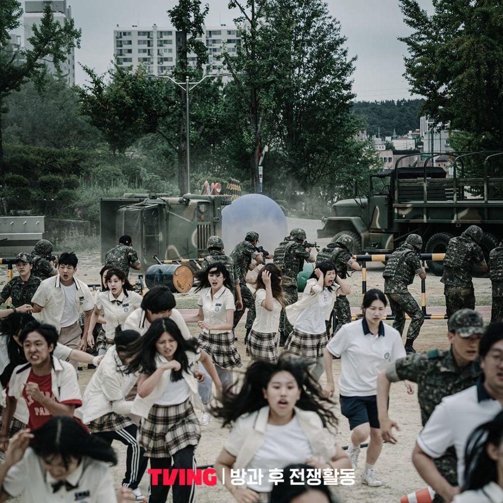 Para tokoh Duty After School (Instagram.com/tving.official)