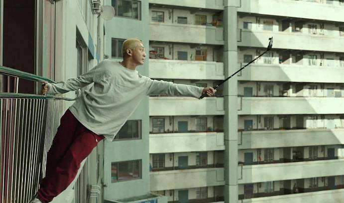 Yoo Ah-in di film #Alive (2020) (dok. Lotte Entertainment/#Alive)