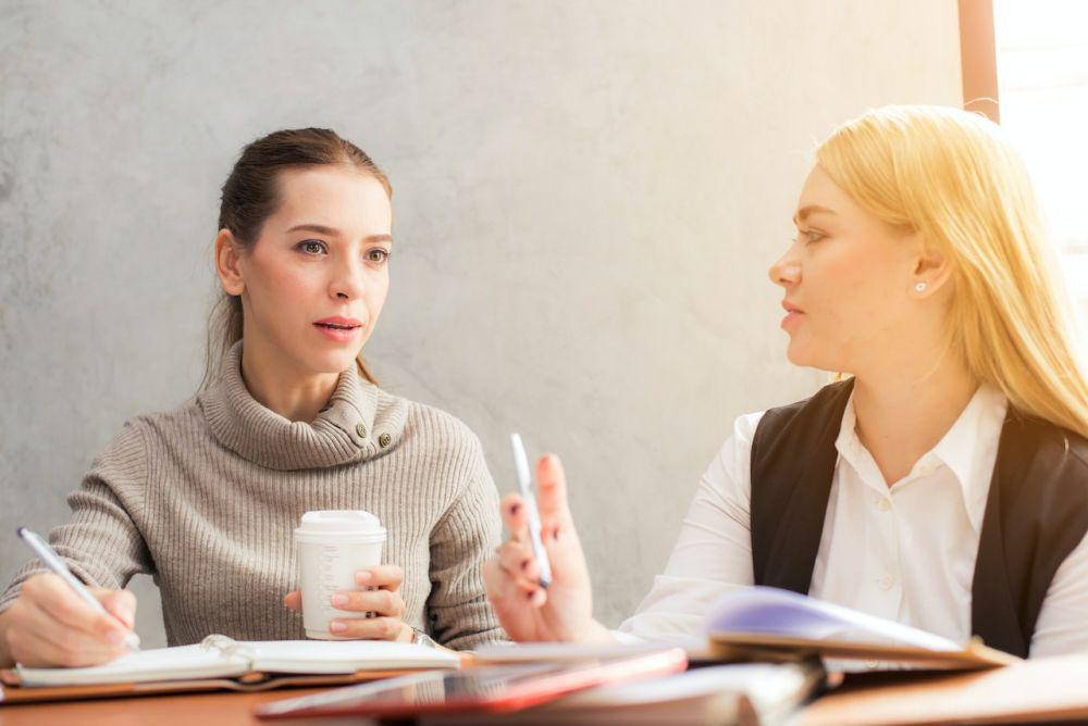 7 Jenis Komunikasi Nonverbal yang Perlu Diketahui