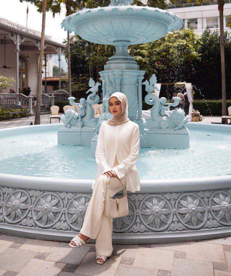potret Fira Assegaf (instagram.com/sashfir)