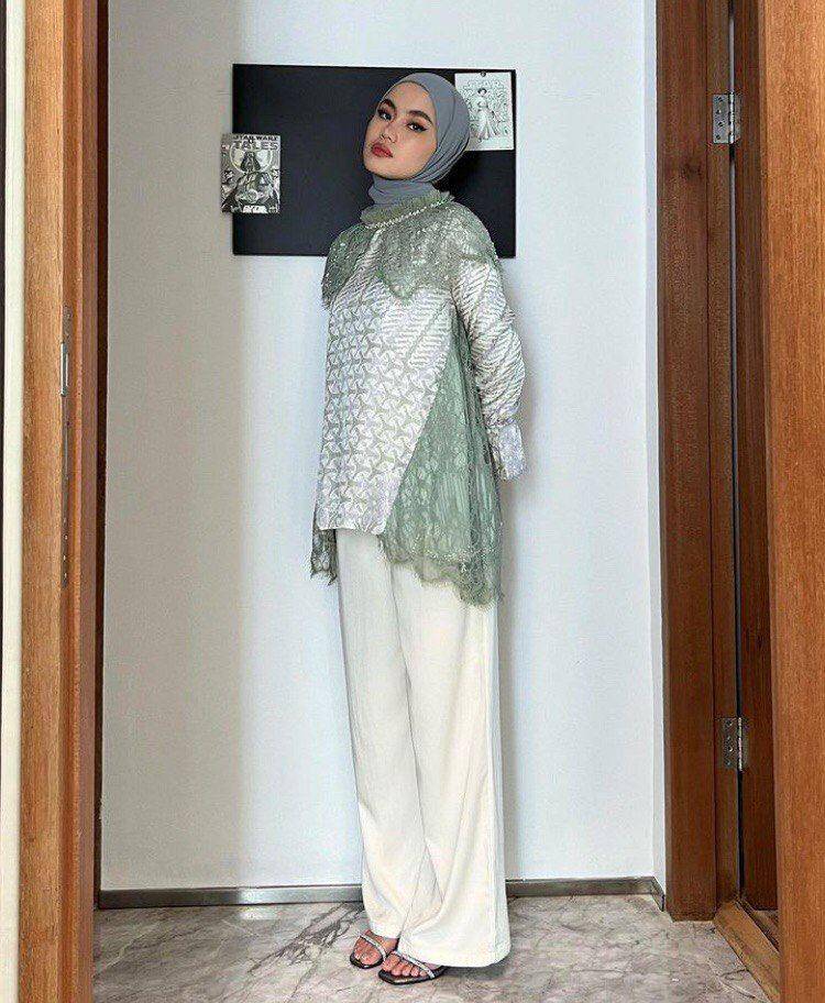 potret Fira Assegaf (instagram.com/sashfir)