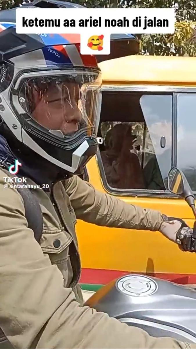 Ariel pulang ke Jakarta naik motor (tiktok.com/sintarahayu_20)
